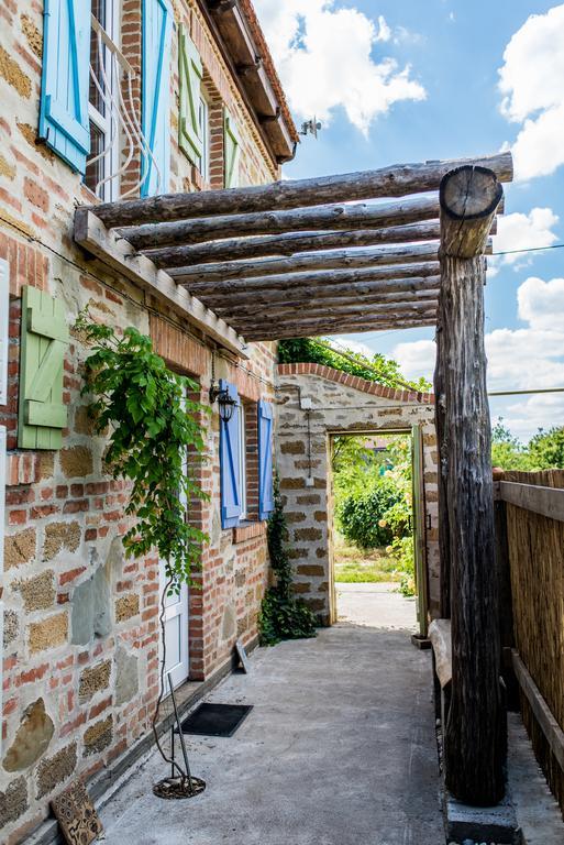 Rosemarino Country House Hostal Chornomorsk Exterior foto